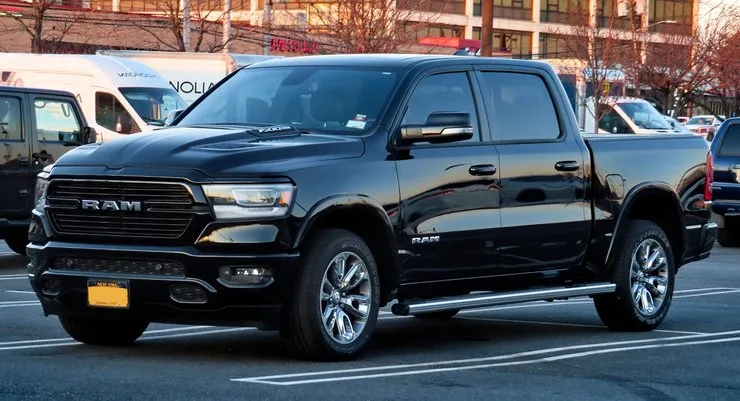 Автомобиль Ram 1500