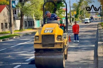 Ремонт дорожнього покриття на проспекті Центральному в Миколаєві