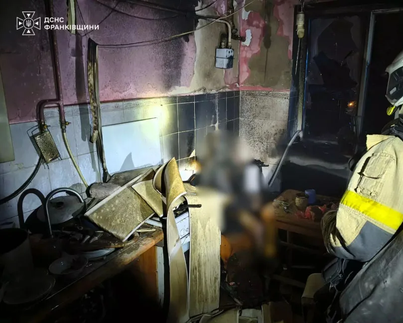 У Підпечерах під час ліквідації пожежі в житловому будинку рятувальники виявили тіло чоловіка