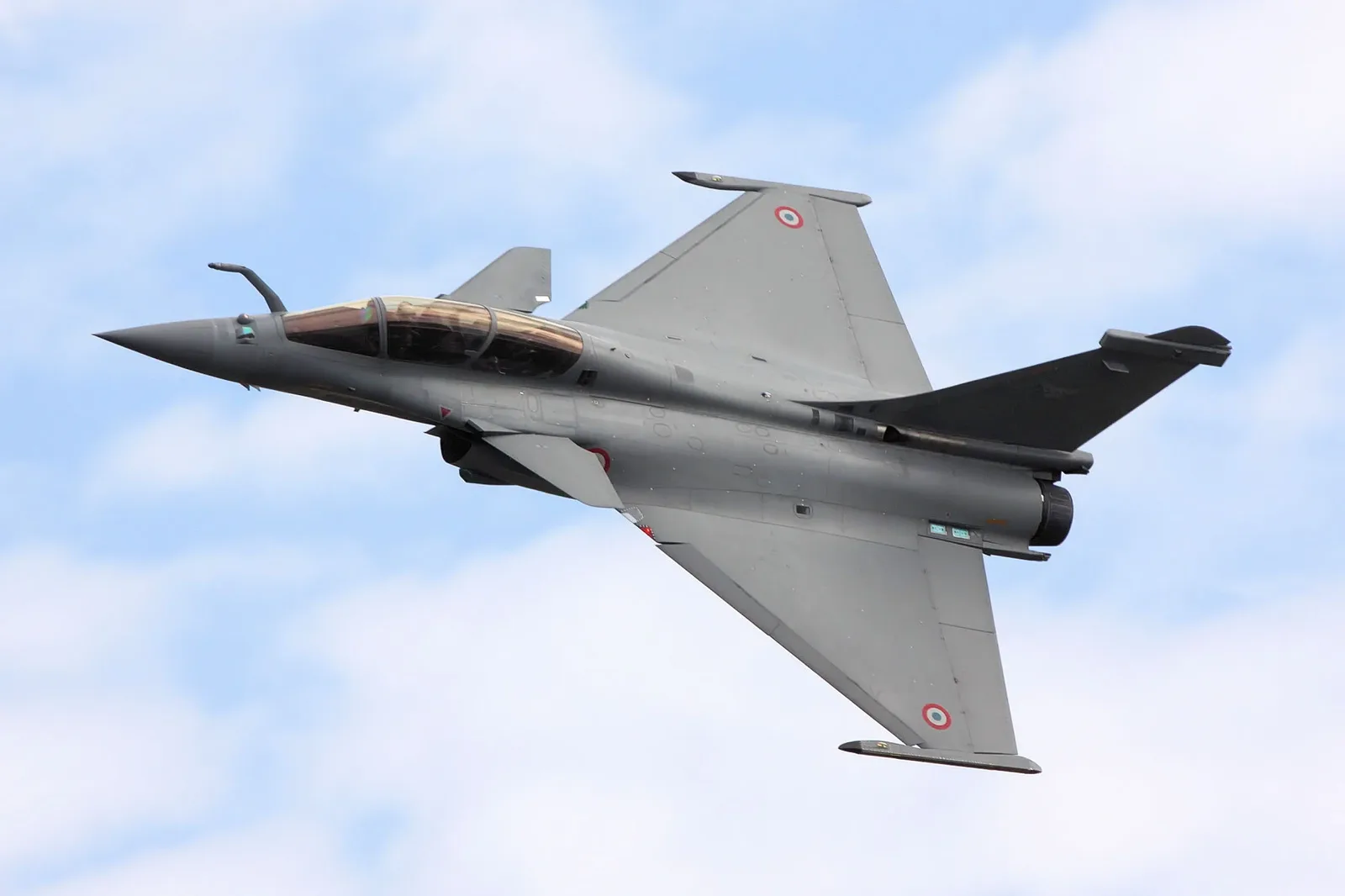 Українські пілоти розпочнуть навчання на винищувачах Rafale у Франції