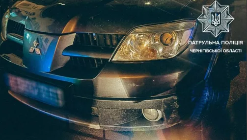 У Чернігові нетверезий водій пошкодив два автомобілі й залишив місця ДТП