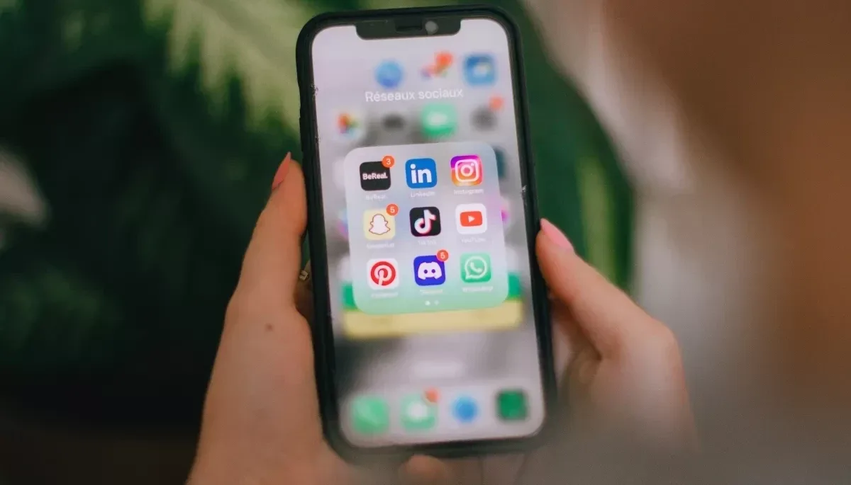 Норвегія планує обмежити доступ до Roblox, Snapchat і TikTok для дітей до 16 років