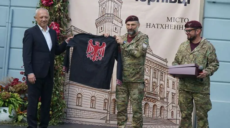 Що відбувається у центрі Чернівців зараз: фоторепортаж з Дня міста