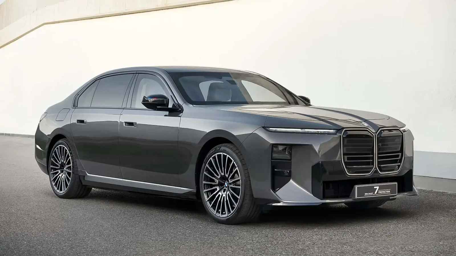 BMW 7 Series Protection: розкішний захист зі сталевим серцем