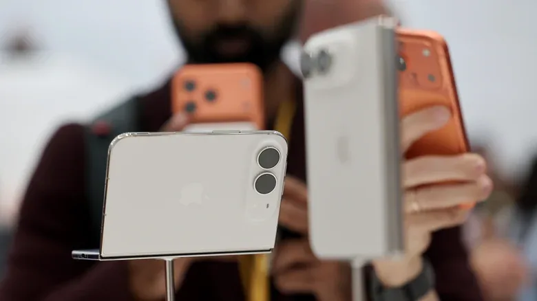 Топ-5 речей, які варто знати перед купівлею iPhone Duo