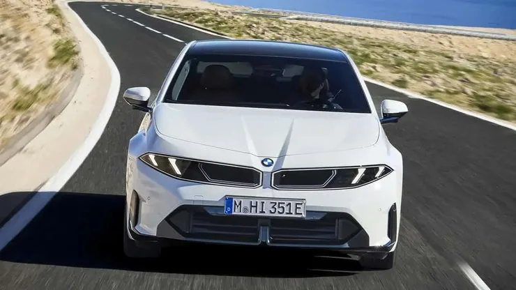 Автомобиль BMW Neue Klasse