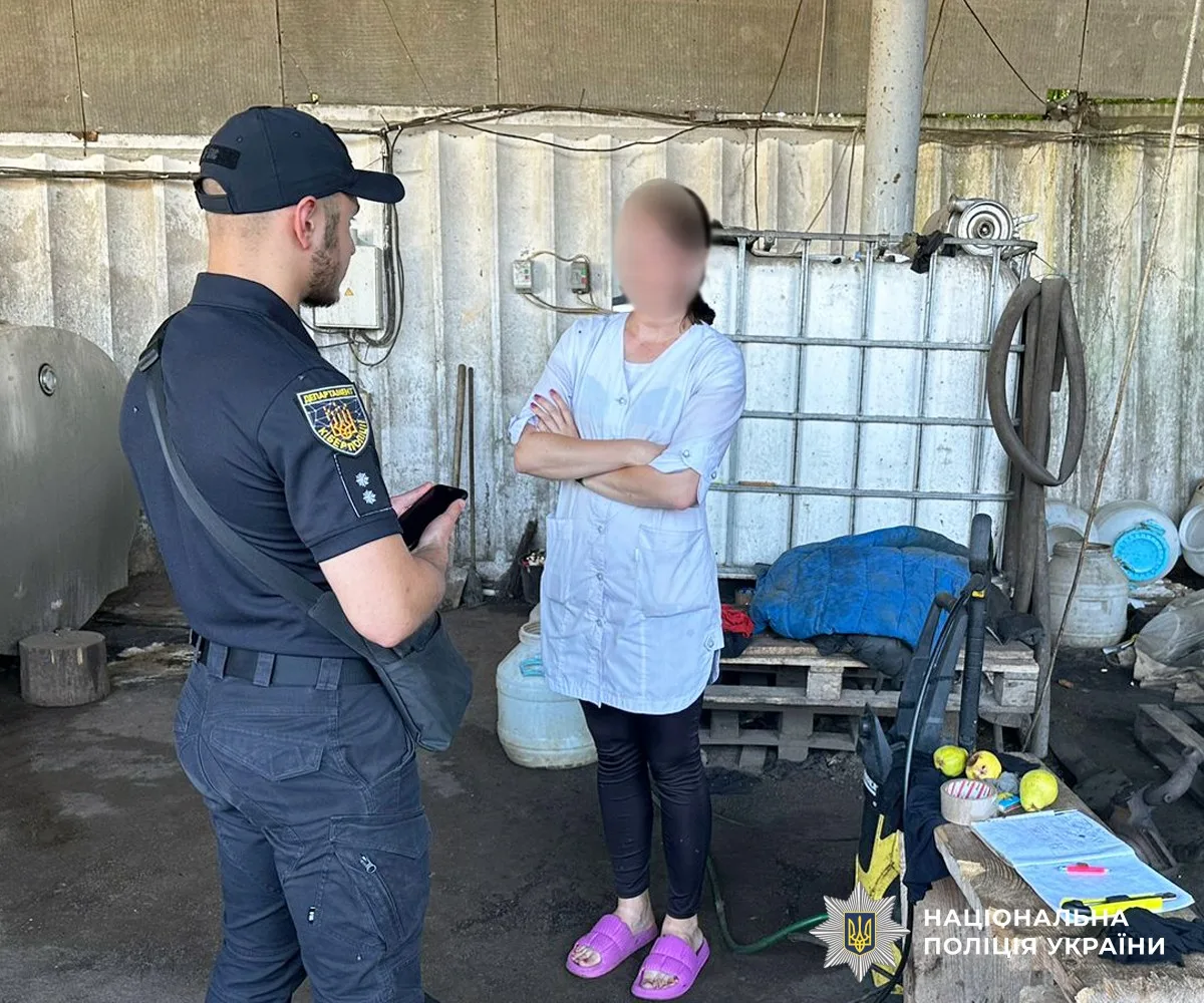 Робота вибухотехніків та евакуація людей