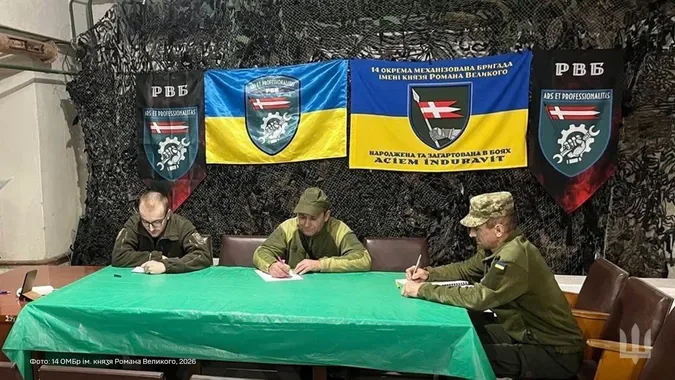 «Лист, який не закінчується»: воїни 14 ОМБр долучилися до загальнонаціонального диктанту (фото)