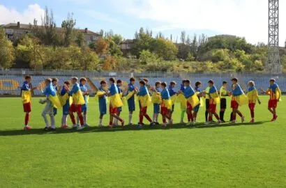 Матч СДЮСШОР «Миколаїв» U-19 проти ФК «Зірка» на Центральному міському стадіоні