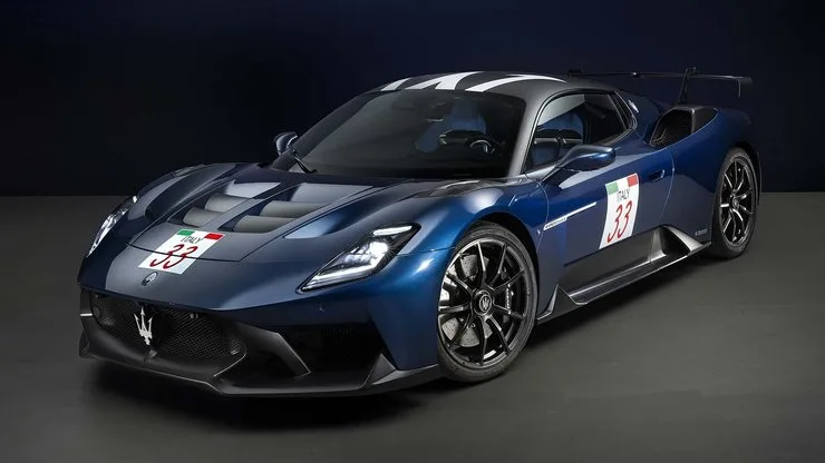 Автомобиль GT2 Stradale Fuoriserie