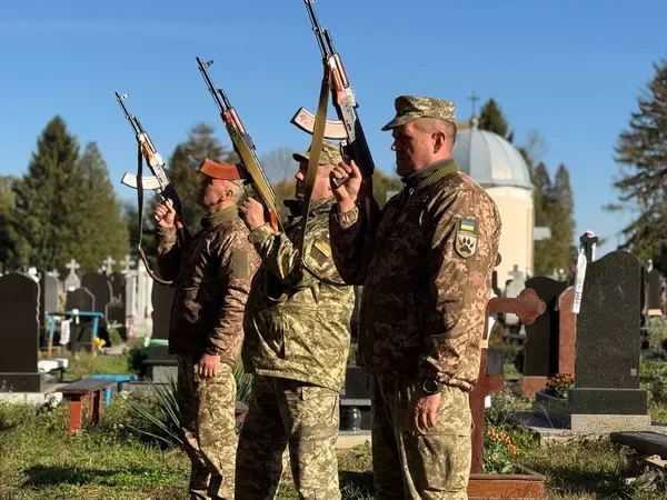 Загинув ще у вересні 2024-го: на Волині попрощалися з воїном Віктором Атосіним (фото)