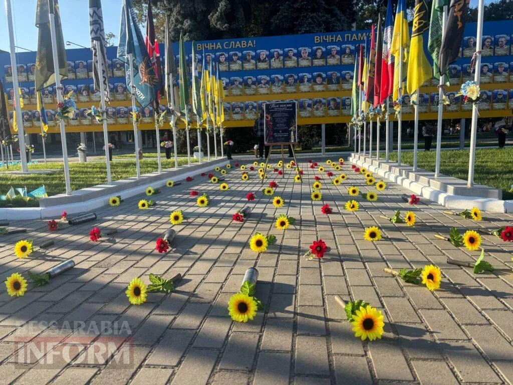 Ціна свободи: Ізмаїл у День захисників і захисниць вшанував пам’ять полеглих Героїв