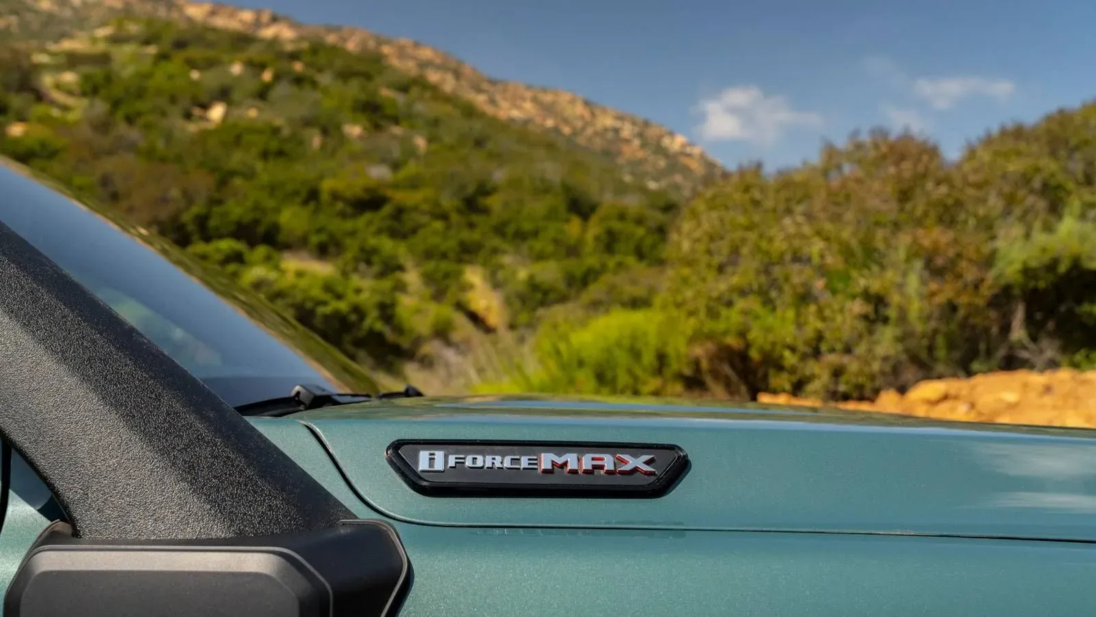 Найекономічніший позашляховик Toyota 4Runner: гібрид i-FORCE MAX для бездоріжжя