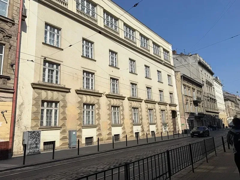 У центрі Львова здають в оренду історичну будівлю «Укртелекому» за понад 655 тисяч гривень на місяць