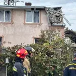 У Малехові через падіння ворожого дрона пошкоджено два будинки