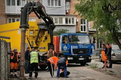 Усунення незаконних підключень каналізації до зливової мережі у 5-му Парниковому провулку Миколаєва