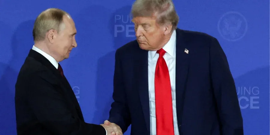 Просто шок. Трамп дозволив Росії постачати дизельне пальне до США та на світові ринки. Зеленський назвав це "інвестицією у війну"