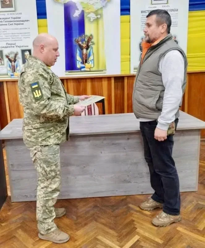 Волинянина, який воював на трьох напрямках, нагородили «Залізним хрестом» (фото)