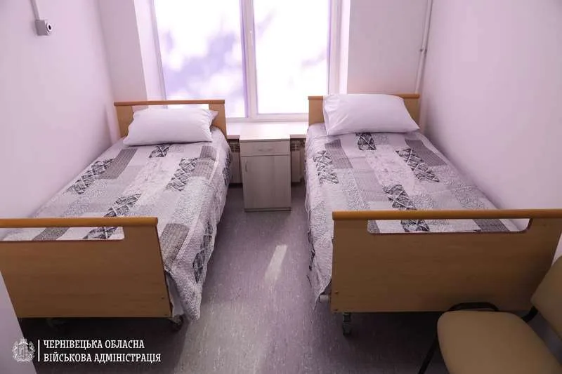 (ФОТО) У Чернівецькій обласній дитячій лікарні відкрили нове педіатричне відділення на 40 ліжок