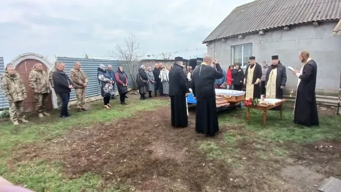 У громаді на Волині попрощалися із Героєм Олександром Шуміком (фото)