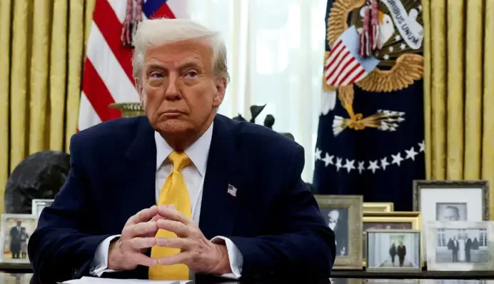 Трамп заявив, що Росія "нормально поводилася" щодо України
