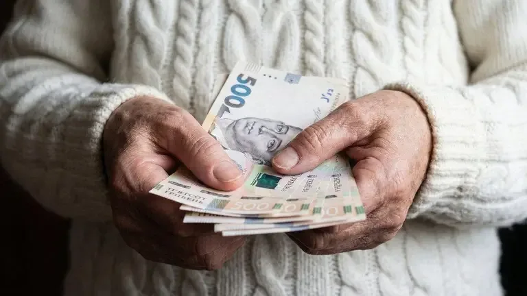 На Тернопільщині начальницю пошти засудили до 5 років ув’язнення за привласнення майже 620 тисяч гривень