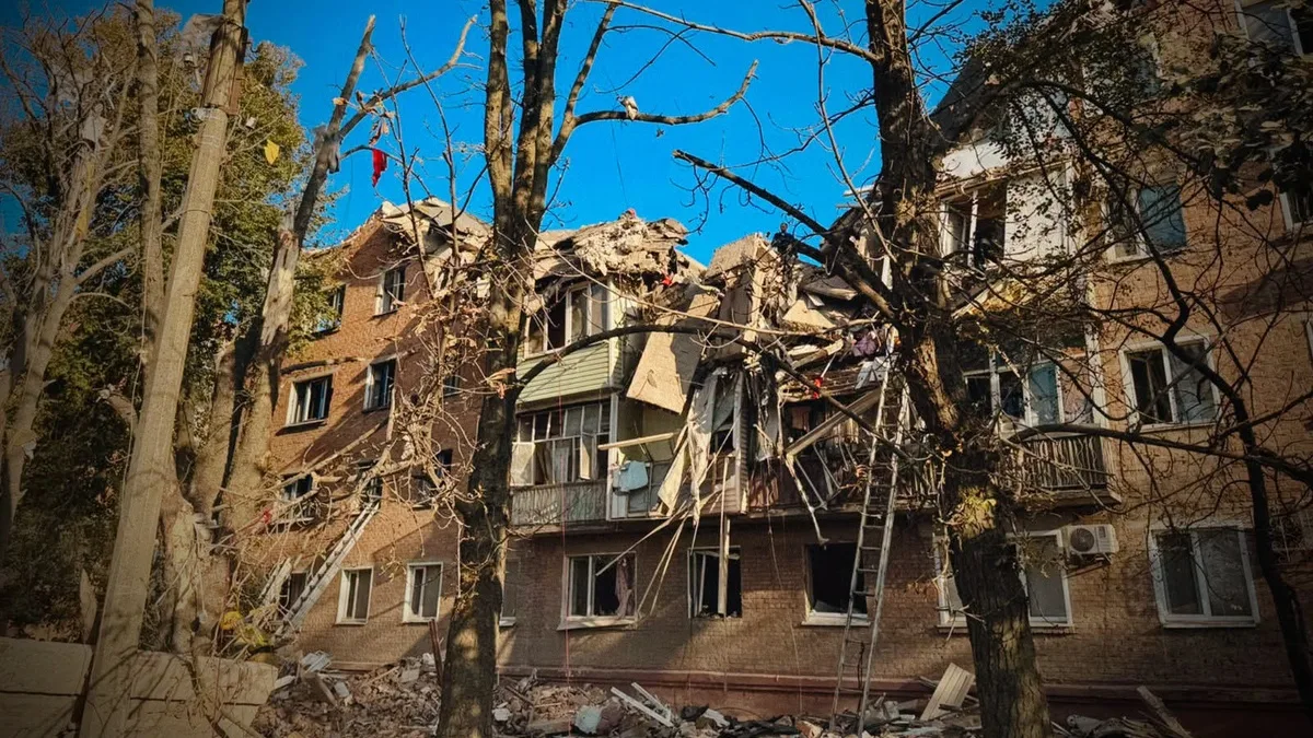 З-під завалів у Прилуках дістали тіла трьох дітей, кількість загиблих зросла до 9 осіб – поліція