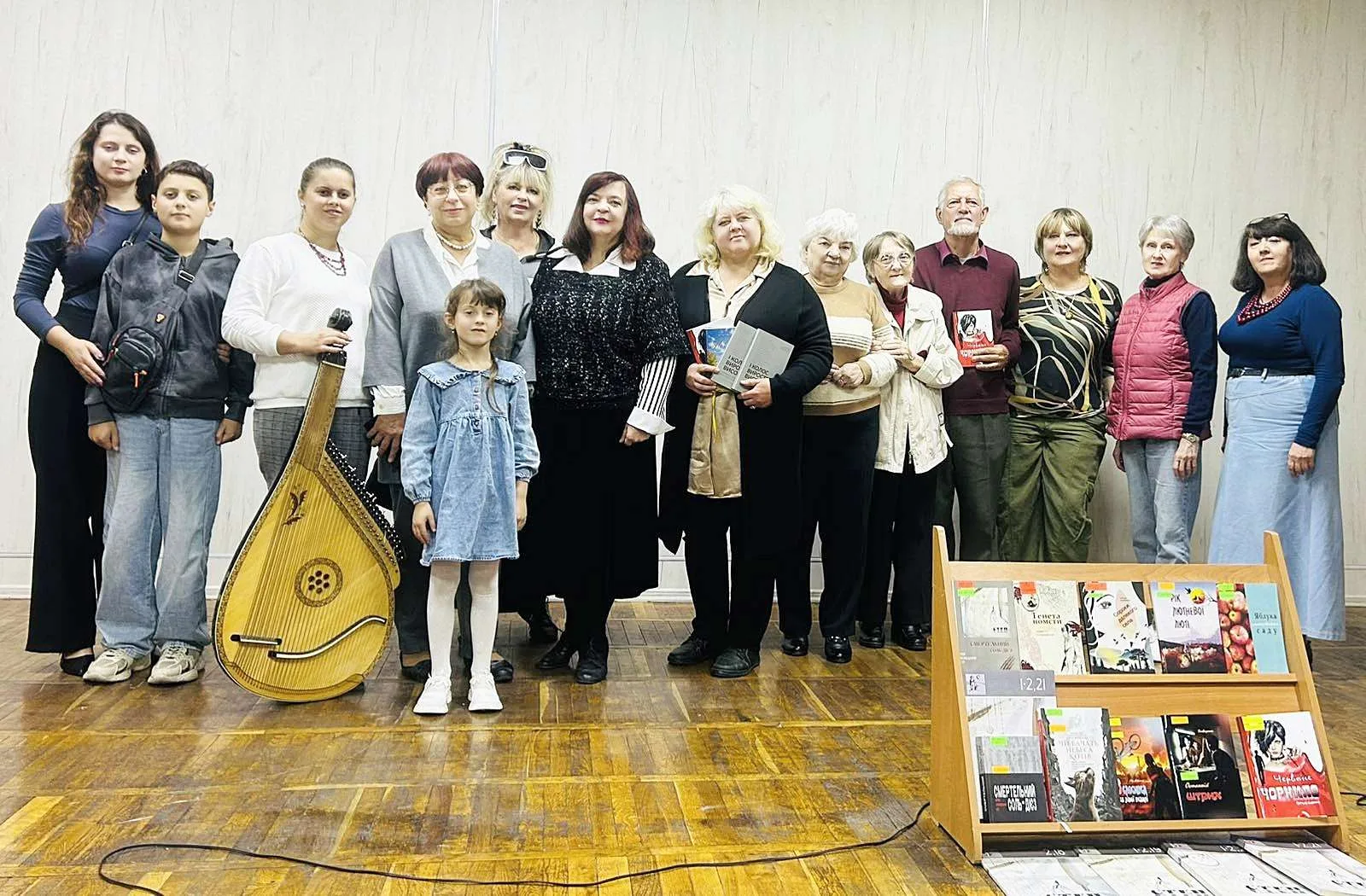 Письменники кропивницького літоб’єднання “Степ” поспілкувалися з читачами в укритті