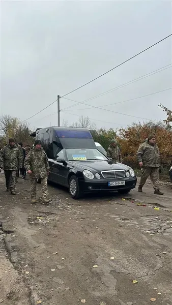 Помер від важкого поранення: на Волині попрощалися з Героєм Романом Лисюком (фото)