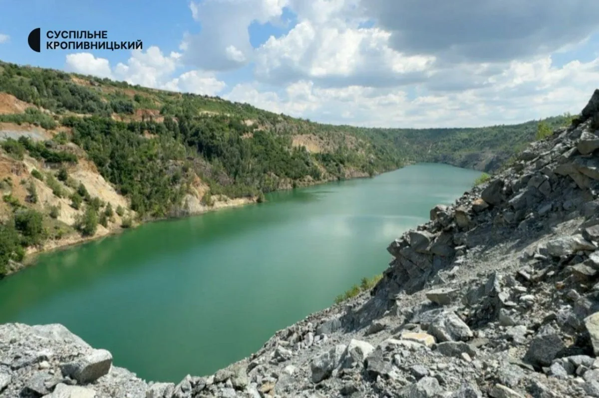 Графітовий карʼєр