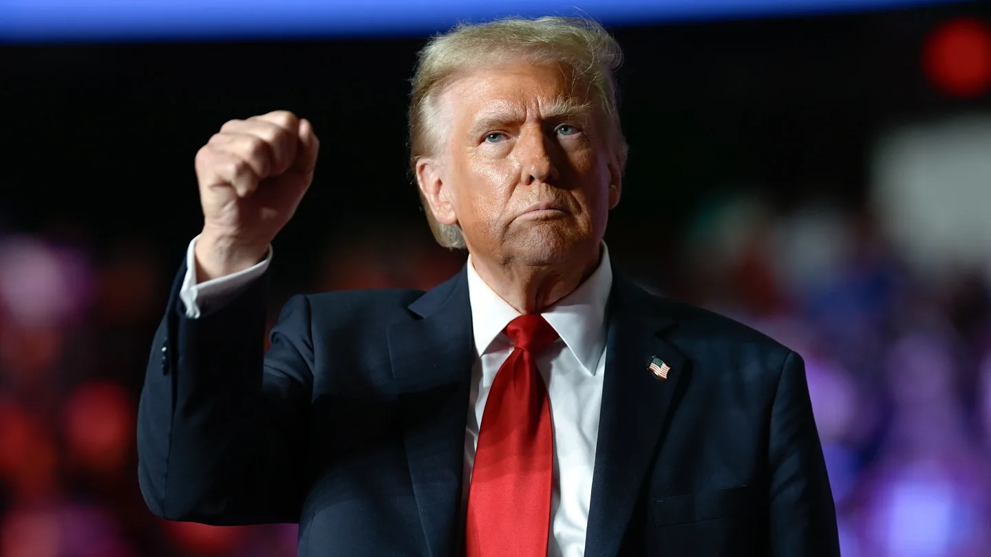 Трамп знову заявив, що розбереться "з Кубою на зворотному шляху з Ірану"