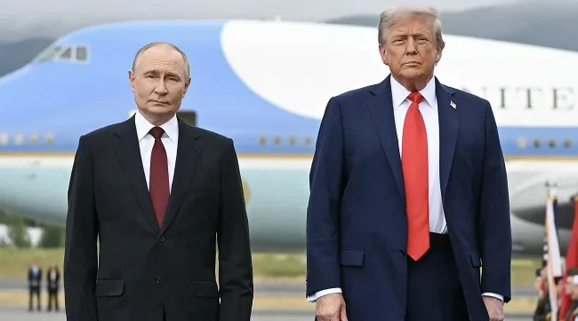 Вiдмова Трампа вiд санкцiй проти росiї викликала миттєву двопартiйну критику - її назвали «угодою з дияволом»