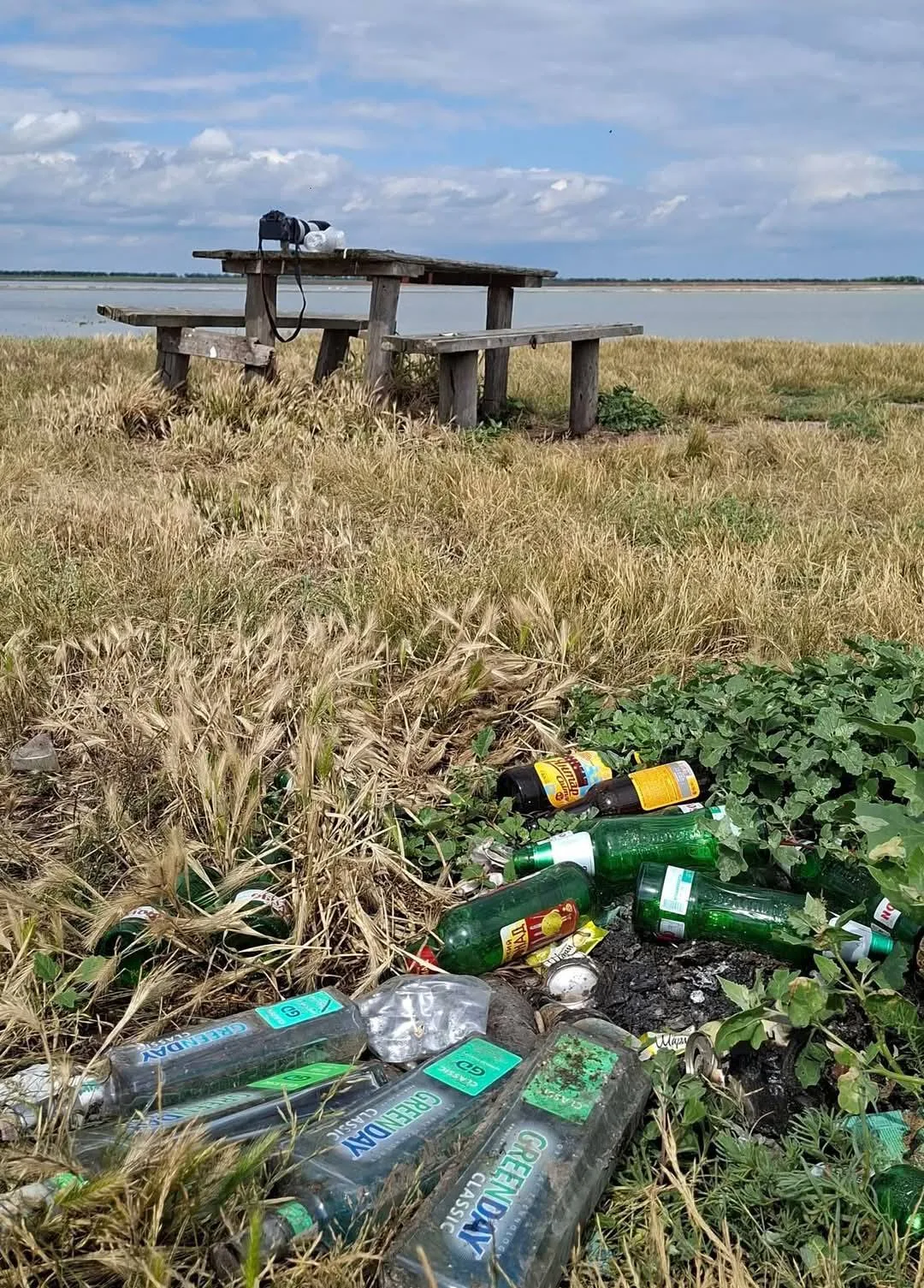 Обмежений доступ до води та проблеми зі сміттям: підсумки екологічної перевірки громад на Житомирщині