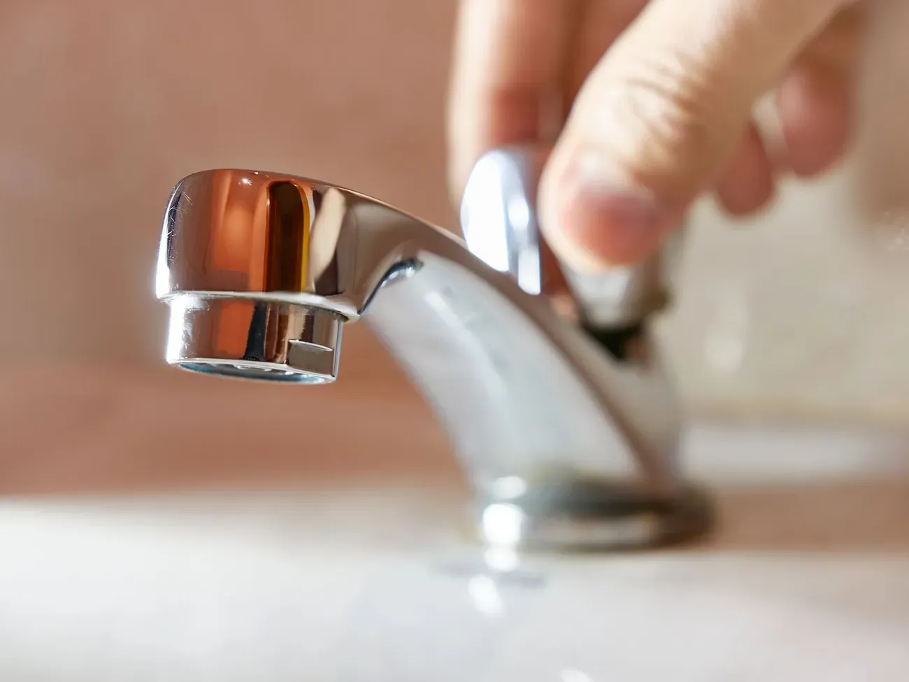 У Києві виникли перебої з водою через проблеми з електропостачанням. Що відомо