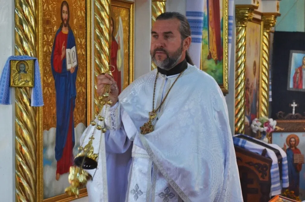 Священник