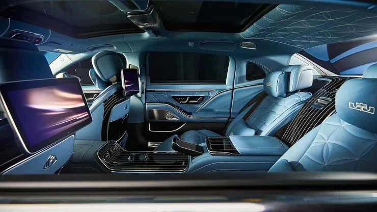 Автомобиль Mercedes-Maybach S680