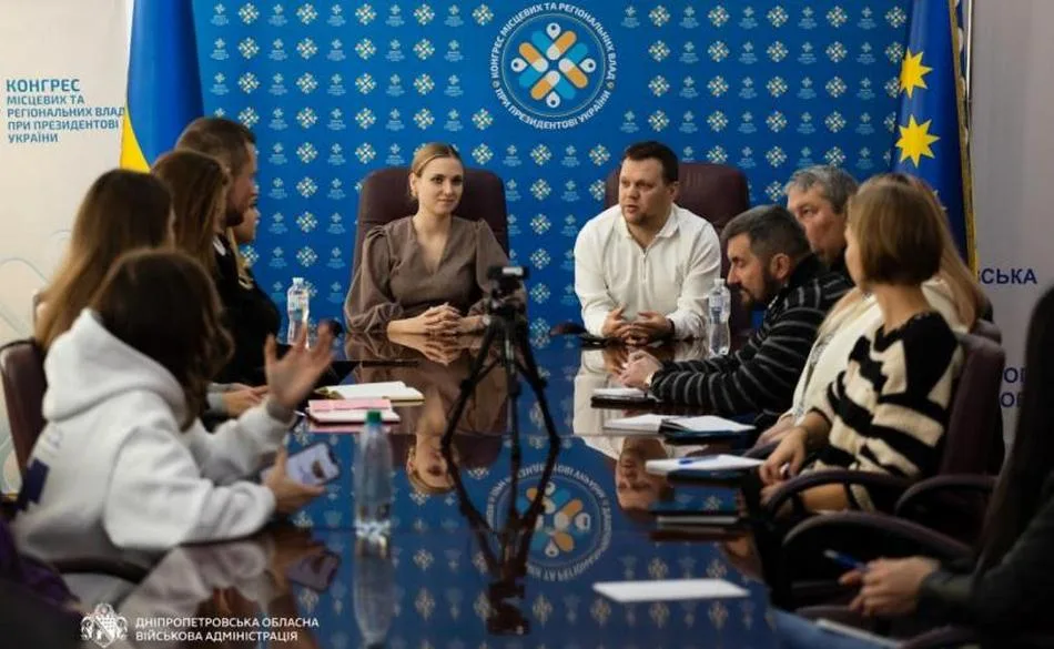Молоді Дніпропетровщини розповіли, як отримати гранти на власні проєкти