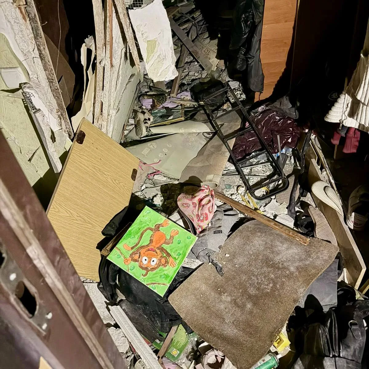 «Сумно бачити, на що російські покидьки перетворили домашній затишок звичайних людей», — Філатов про наслідки нічної атаки на Дніпро - 11.10.2026