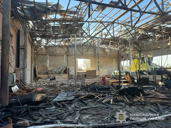 Одна людина загинула, 12 поранено внаслідок ворожих обстрілів Сумщини
