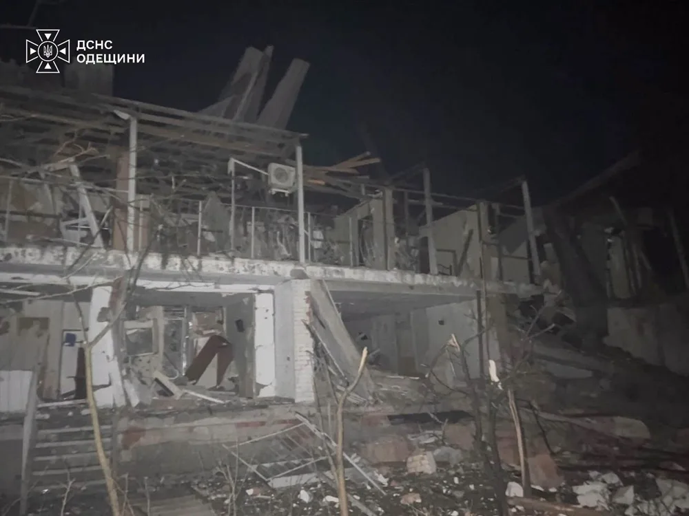 Росіяни атакували ще одну громаду на півдні Одещини — зруйновано чотири корпуси бази відпочинку