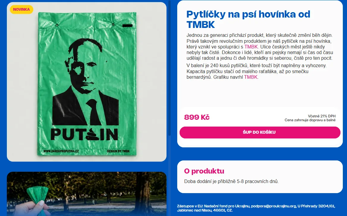 У Чехії продають пакети для собак з портретом Путіна