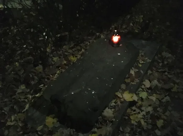 На католицькому кладовищі в Луцьку запалять лампадки в пам’ять про похованих тут людей (фото)